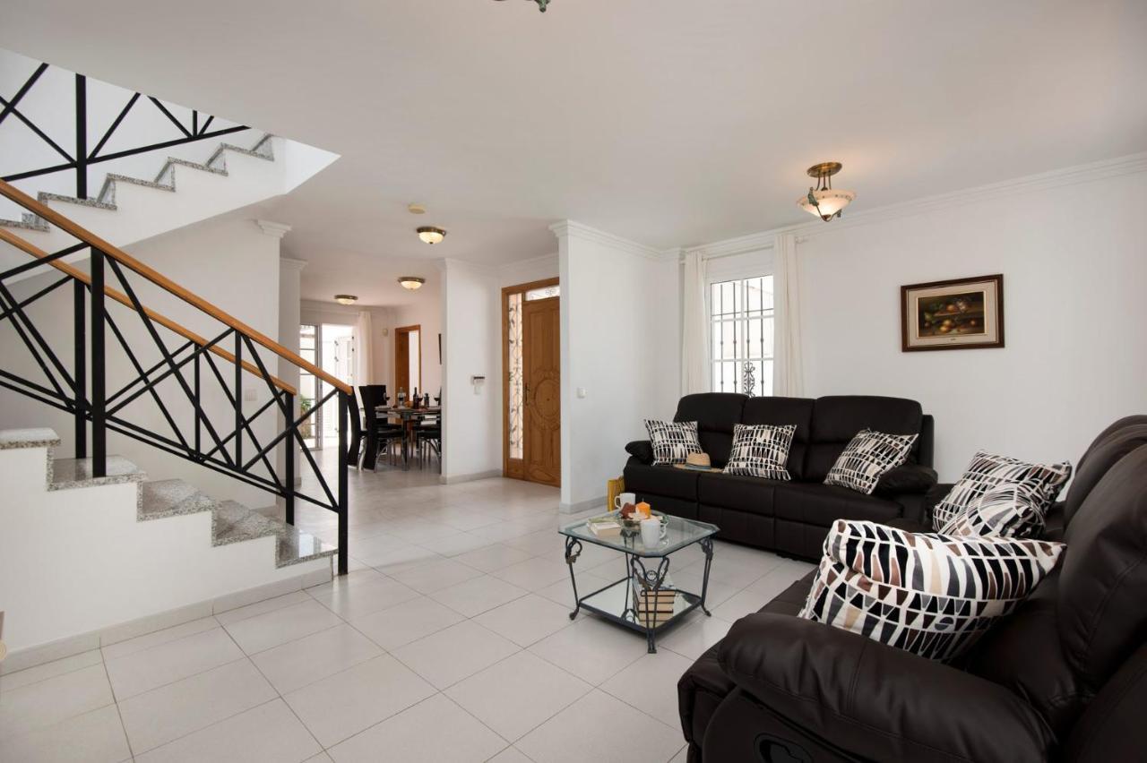 Villa Helena By Villa Plus Puerto del Carmen  Eksteriør billede